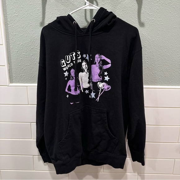 Olivia RodrigoGUTS world tour official merch hoodie size X-Large